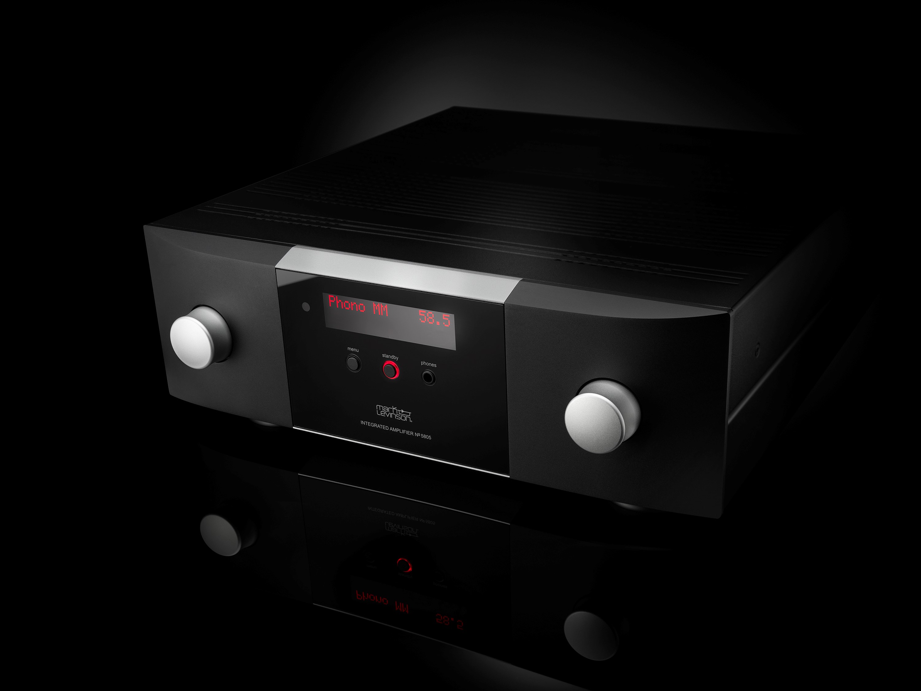 HARMAN's Mark Levinson Showcases New 5000 Series Integrated